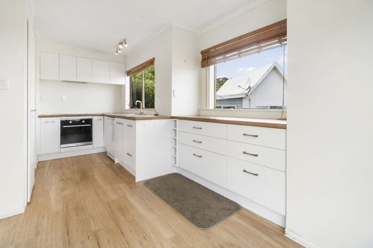 Photo of property in 18 Govind Grove, Ngaio, Wellington, 6035