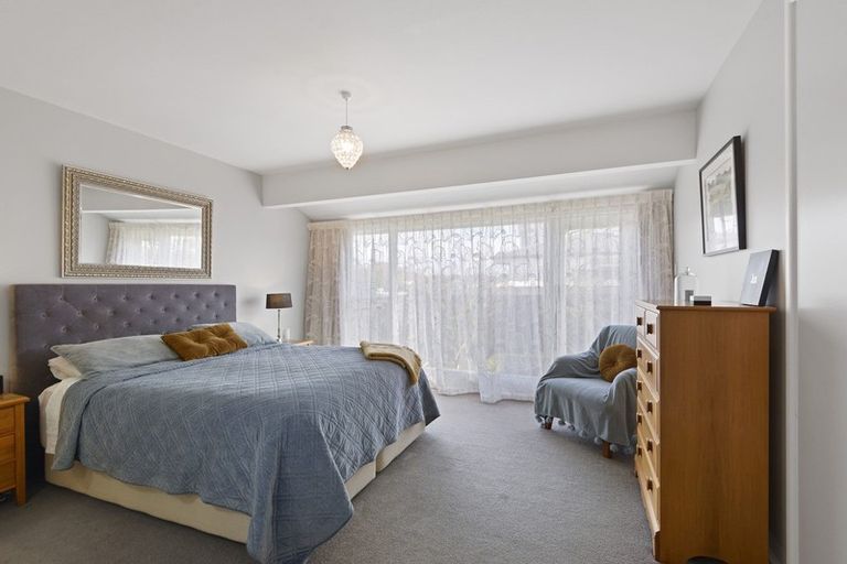 Photo of property in 60a Bryndwr Road, Bryndwr, Christchurch, 8052