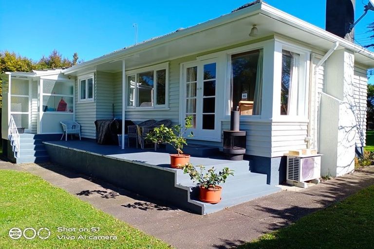 Photo of property in 239 Hepburn Road, Glendene, Auckland, 0602