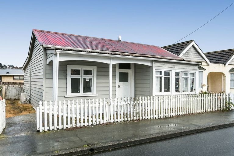 Photo of property in 38 Bradshaw Street, South Dunedin, Dunedin, 9012