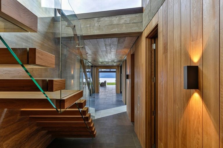 Photo of property in 7 Hidden Island Road, Jacks Point, Queenstown, 9371