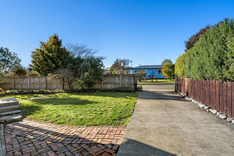 Photo of property in 60 Tennyson Crescent, Stoke, Nelson, 7011