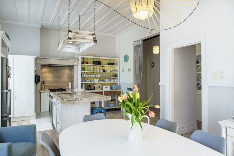 Photo of property in 1 Latham Street, Napier South, Napier, 4110