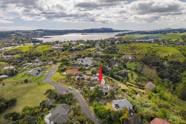 Photo of property in 37 Rarere Terrace, Kerikeri, 0230