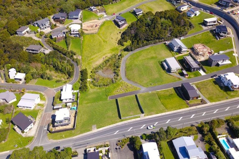 Photo of property in 13 Milky Way, Langs Beach, 0582