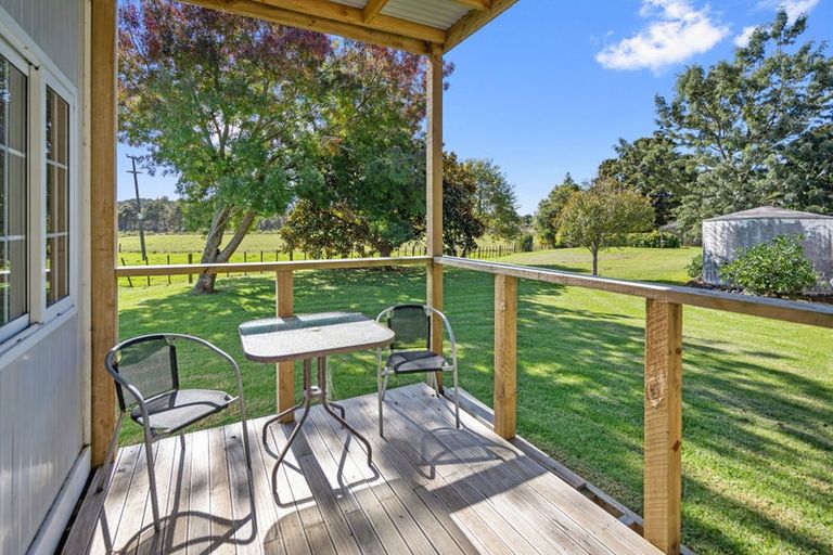 Photo of property in 238 Tauraroa Road, Maungakaramea, Whangarei, 0178