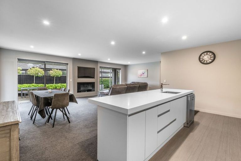 Photo of property in 25 Northside Drive, Waikiwi, Invercargill, 9810