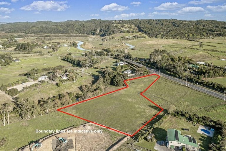 Photo of property in 750 Kaipara Coast Highway, Kaukapakapa, 0871