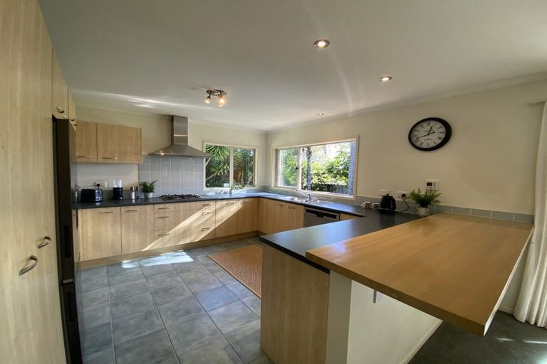 Photo of property in 25 Totara Views Drive, Red Beach, 0932
