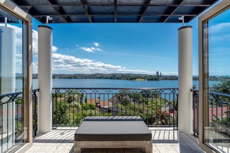 Photo of property in 8/11a Killarney Street, Takapuna, Auckland, 0622