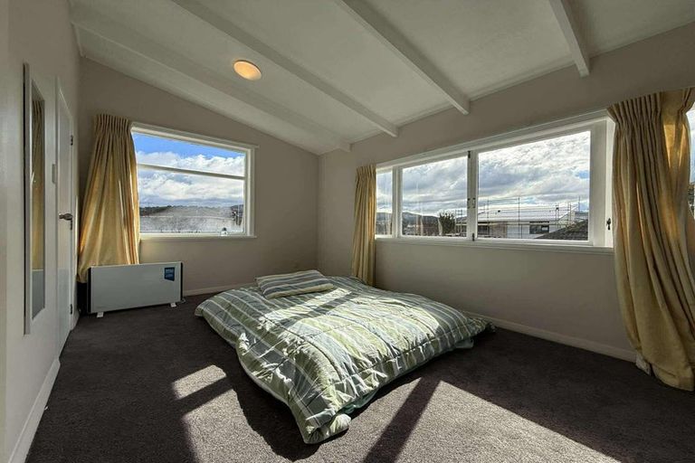 Photo of property in 353 Waiwhetu Road, Fairfield, Lower Hutt, 5011