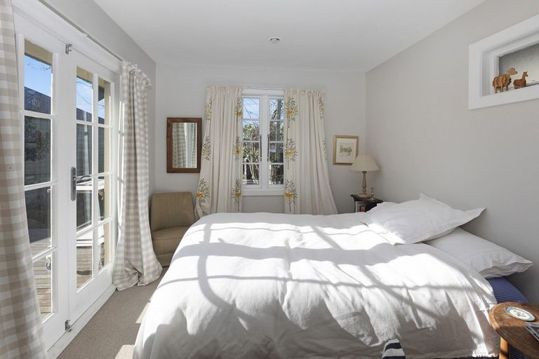 Photo of property in 87 Abberley Crescent, St Albans, Christchurch, 8014