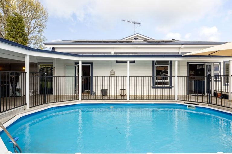 Photo of property in 104 Forest Lake Road, Forest Lake, Hamilton, 3200