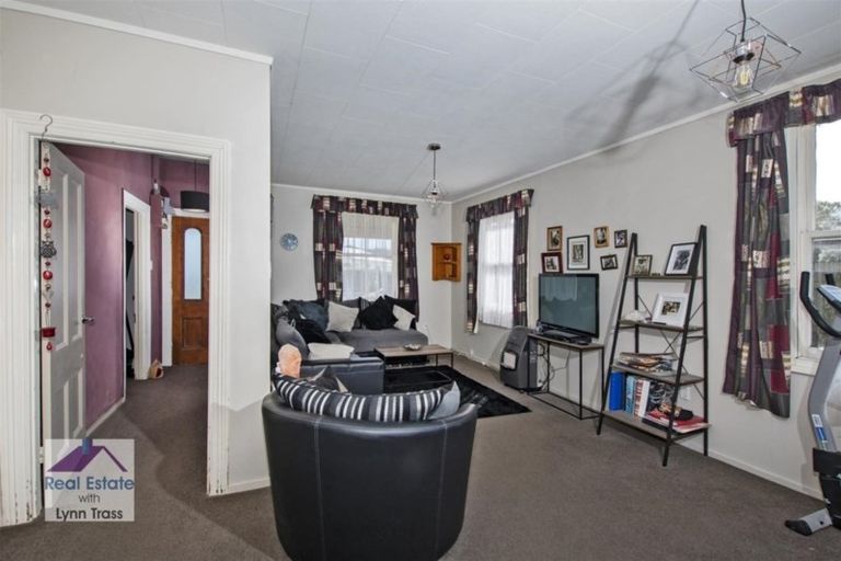 Photo of property in 46 Valley Road, Hikurangi, 0114