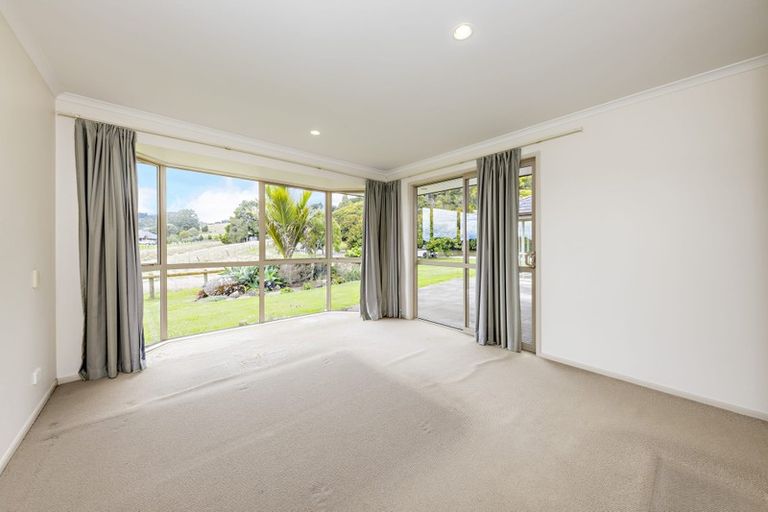 Photo of property in 57 Old Barn Road, Opaheke, Papakura, 2584