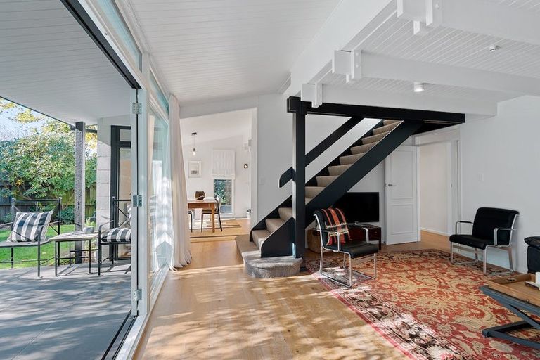 Photo of property in 2/90b Fendalton Road, Fendalton, Christchurch, 8014