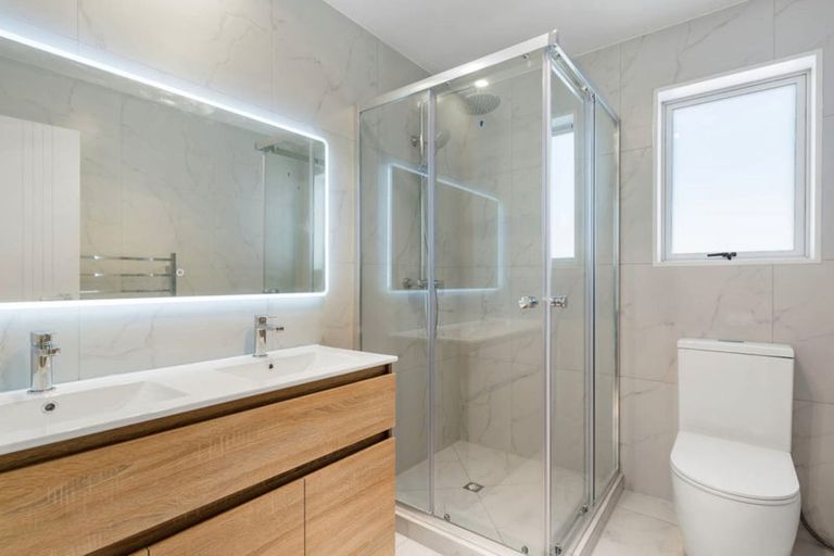 Photo of property in 9 Noia Way, Karaka, Papakura, 2113