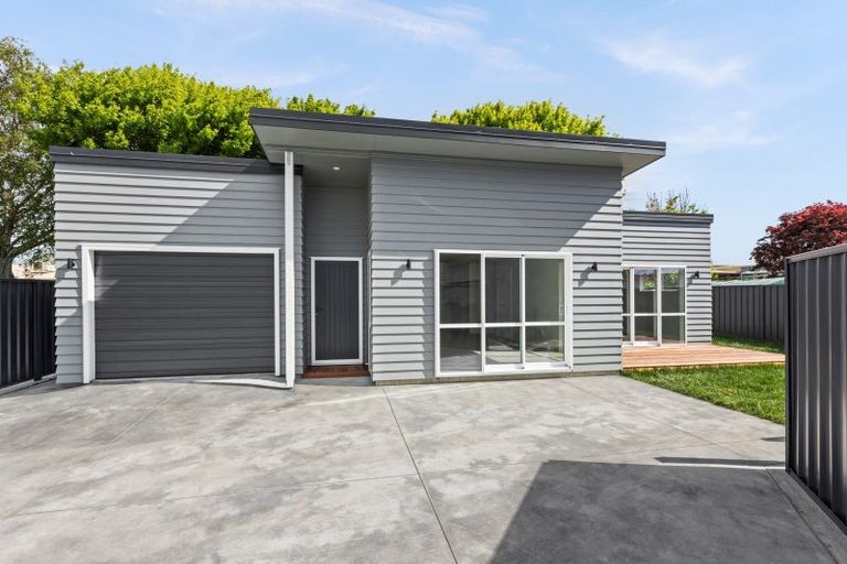 Photo of property in 43b Meeanee Road, Taradale, Napier, 4112