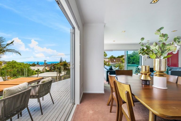 Photo of property in 1/40 Beulah Avenue, Rothesay Bay, Auckland, 0630