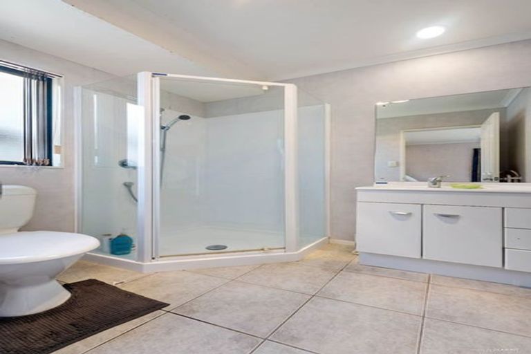 Photo of property in 51 Matarangi Road, East Tamaki, Auckland, 2013