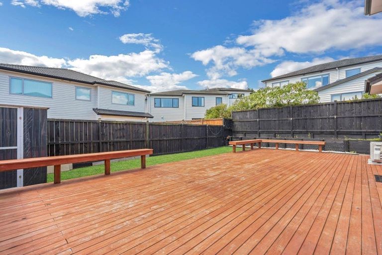 Photo of property in 3 Cloghfin Place, Flat Bush, Auckland, 2019