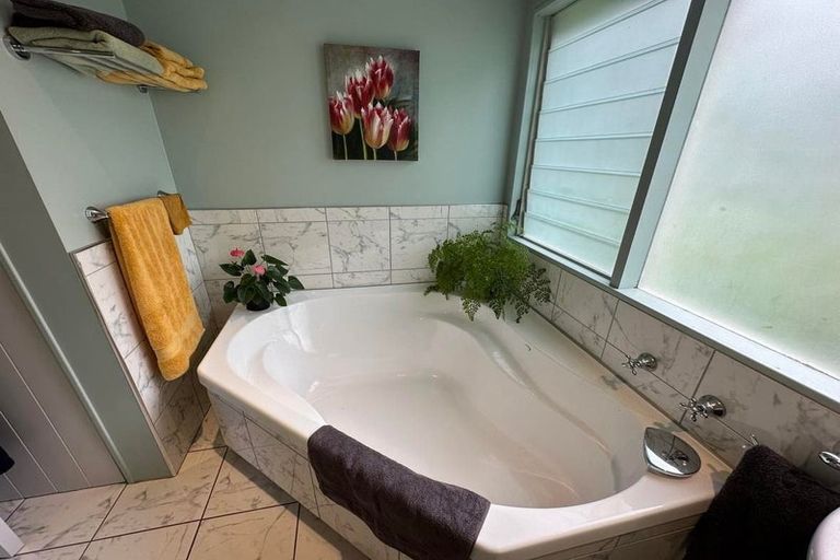 Photo of property in 1 Horopito Road, Waikanae, 5036