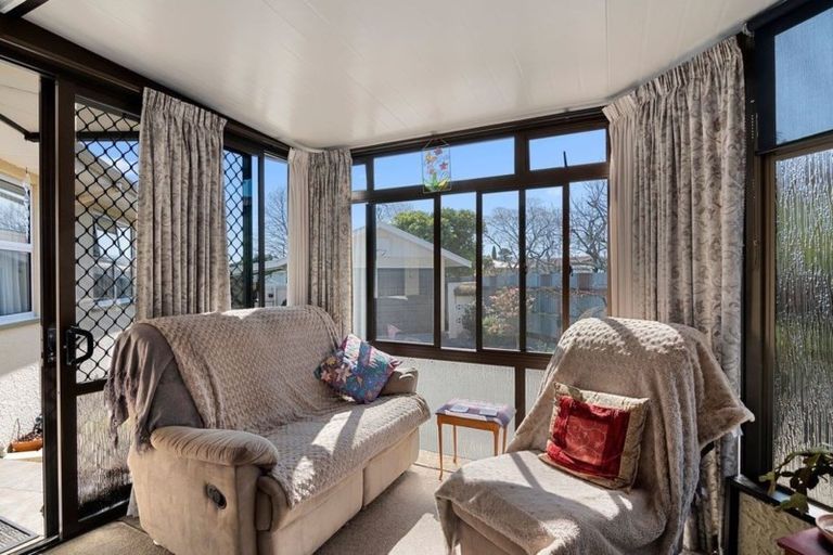 Photo of property in 22 Tennyson Crescent, Stoke, Nelson, 7011