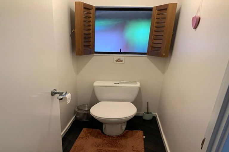 Photo of property in 3/96a Verbena Road, Birkdale, Auckland, 0626