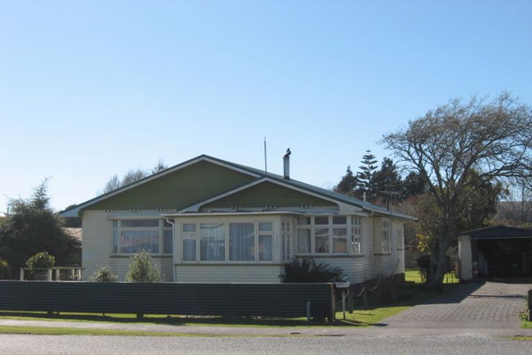 Photo of property in 230 Stafford Street, Hokitika, 7810