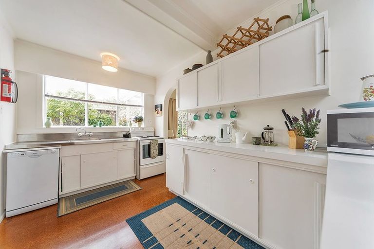 Photo of property in 1/9 Calliope Road, Devonport, Auckland, 0624