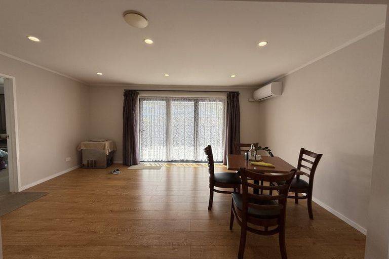 Photo of property in 3/44 Rua Road, Glen Eden, Auckland, 0602