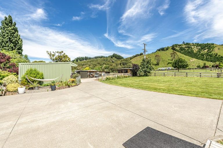 Photo of property in 1036 State Highway 4, Parikino, Wanganui, 4573
