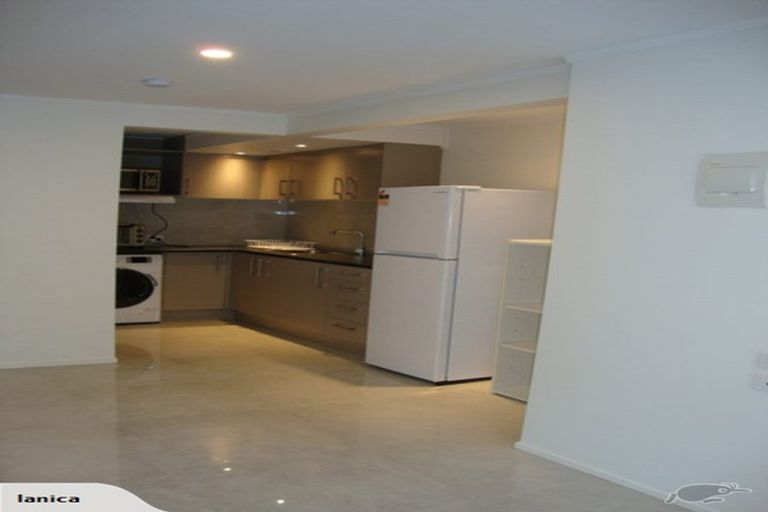 Photo of property in 1/36 Palliser Lane, Browns Bay, Auckland, 0630