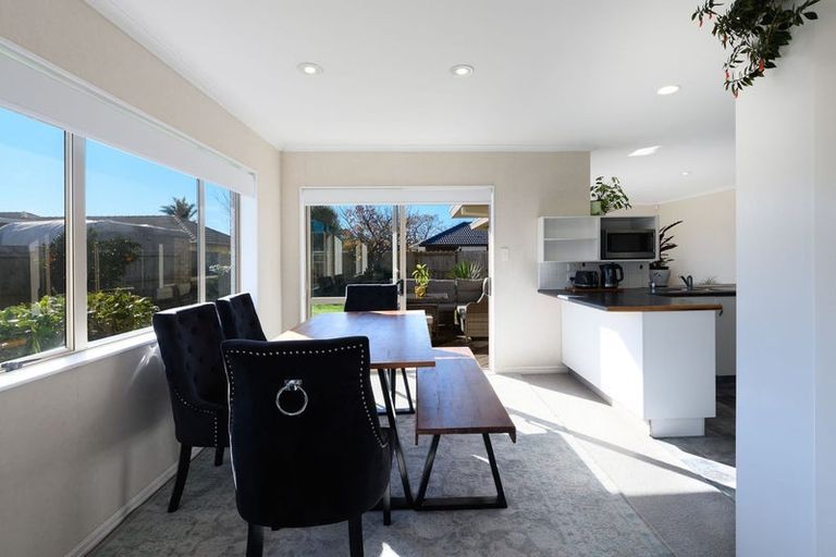Photo of property in 6 Poinsettia Place, Mount Maunganui, 3116