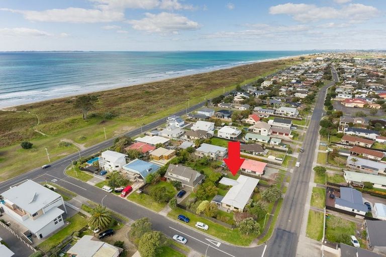 Photo of property in 155 Dickson Road, Papamoa Beach, Papamoa, 3118