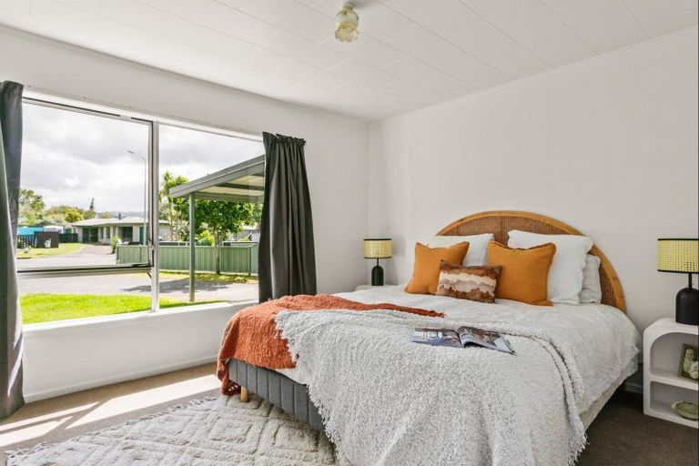 Photo of property in 15 Byron Street, Te Hapara, Gisborne, 4010