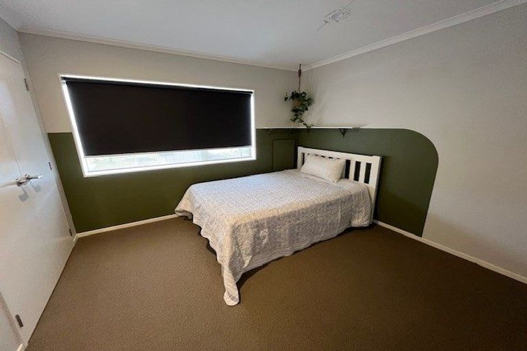 Photo of property in 26 Heidi Crescent, Flat Bush, Auckland, 2016