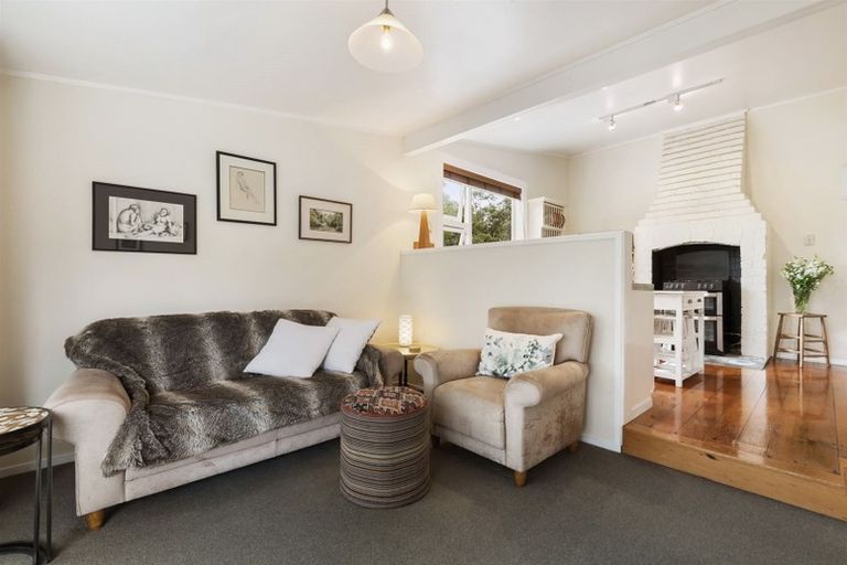 Photo of property in 235 Onewa Road, Birkenhead, Auckland, 0626