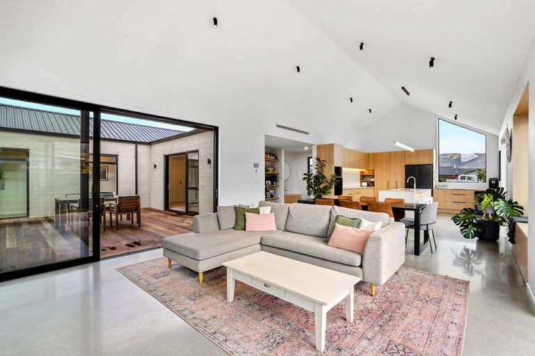 Photo of property in 5 Hosking Drive, Cromwell, 9310