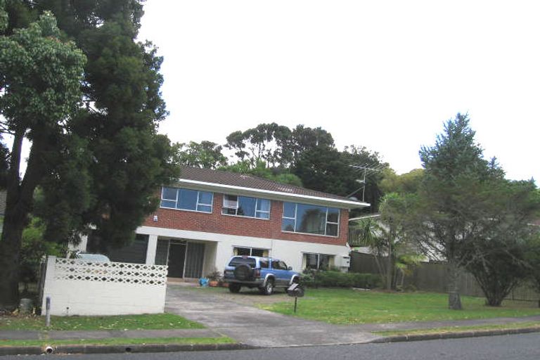 Photo of property in 23 Park Hill Road, Birkenhead, Auckland, 0626