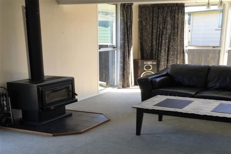 Photo of property in 87 Conclusion Street, Ascot Park, Porirua, 5024