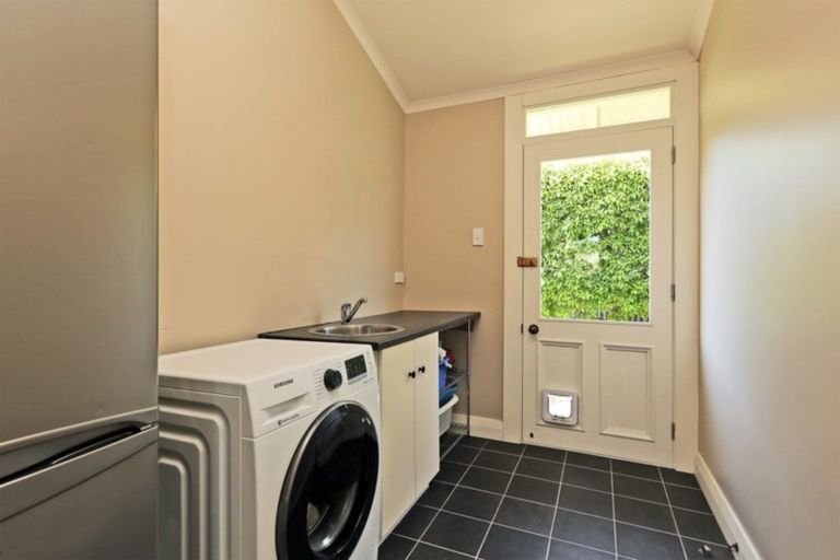 Photo of property in 100 Auckland Road, Greenmeadows, Napier, 4112