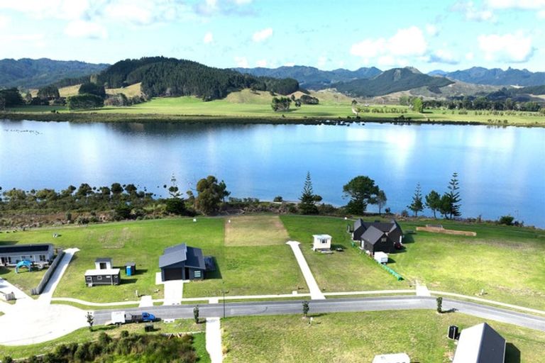 Photo of property in 26 Taniwha Place, Matarangi, 3592