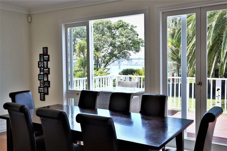 Photo of property in 9 Awanui Street, Birkenhead, Auckland, 0626