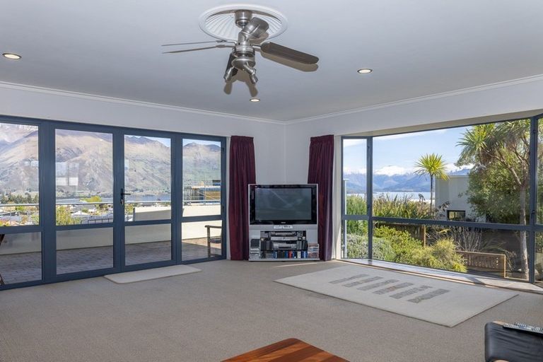 Photo of property in 6b Matrica Court, Wanaka, 9305