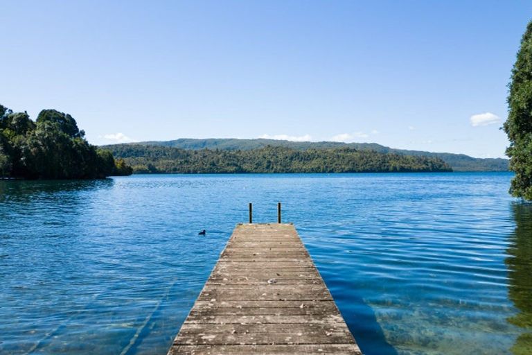 Photo of property in 303 Spencer Road, Lake Tarawera, Rotorua, 3076