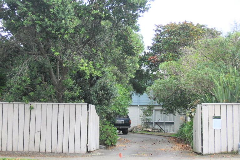 Photo of property in 53 Manly Street, Paraparaumu Beach, Paraparaumu, 5032