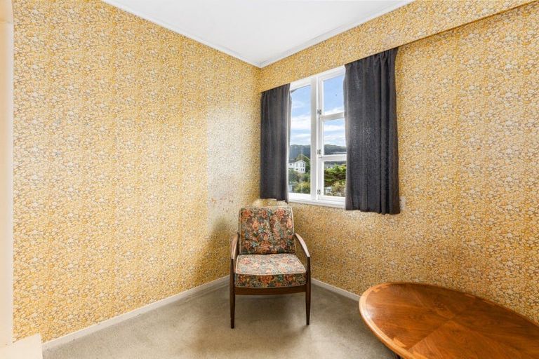 Photo of property in 1 Bede Grove, Tawa, Wellington, 5028
