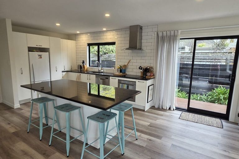 Photo of property in 36 Heberden Avenue, Sumner, Christchurch, 8081