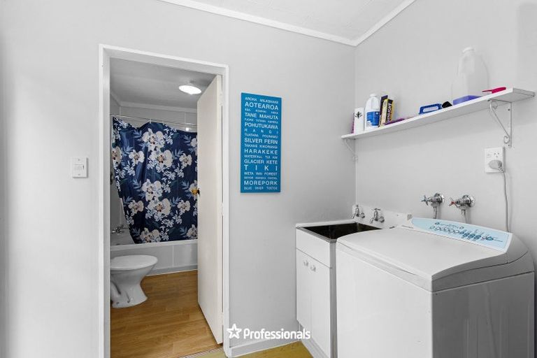Photo of property in 14 Owhiti Street, Titahi Bay, Porirua, 5022